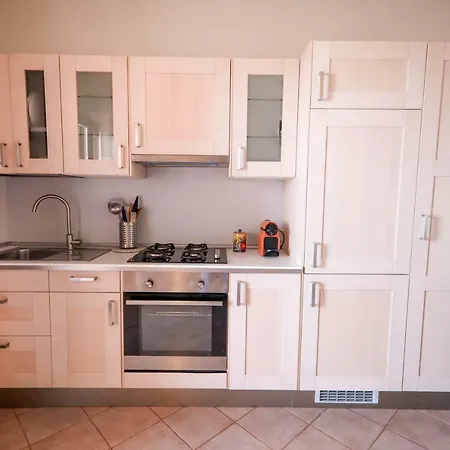 Kelly Apartment *