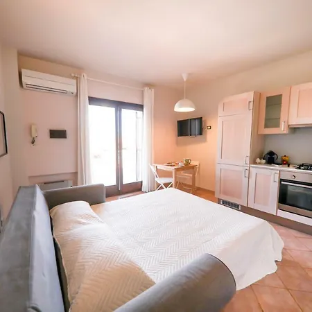 Kelly Apartment *