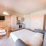 Kelly Apartament *